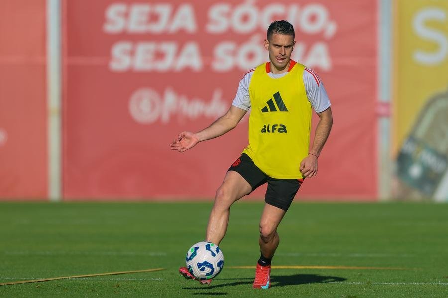 Rafael Borr&eacute; deve desfalcar o time colorado contra o Mirassol