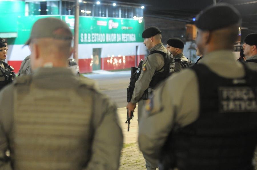 Tiroteio deixa dois mortos e cinco feridos na Restinga, em Porto Alegre