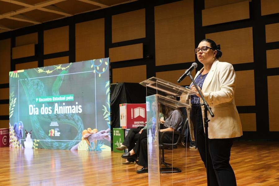 Secret&aacute;ria do Meio Ambiente, Marjorie Kauffmann discursou na abertura do evento