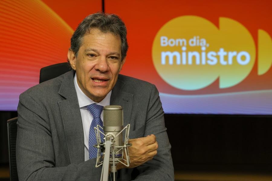 Haddad: determina&ccedil;&atilde;o de Lula e Trump &eacute; virar p&aacute;gina equivocada na rela&ccedil;&atilde;o entre Brasil e EUA