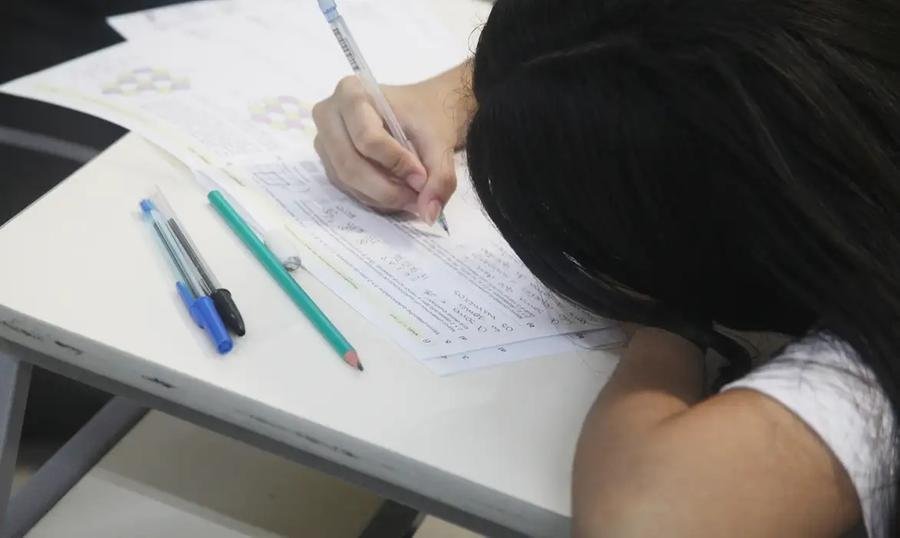 Censo divulgou dados de estudantes que se deslocam do munic&iacute;pio onde residem para estudar