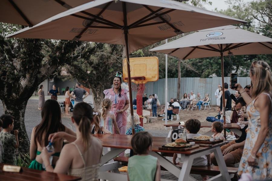 Programa&ccedil;&atilde;o conta com atividades ao ar livre, circo, brunch solid&aacute;rio e at&eacute; festa retr&ocirc; para adultos nost&aacute;lgicos