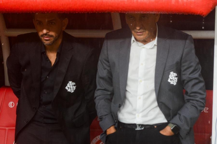 Emiliano e Ram&oacute;n D&iacute;az poder&atilde;o fazer observa&ccedil;&otilde;es no jogo-treino
