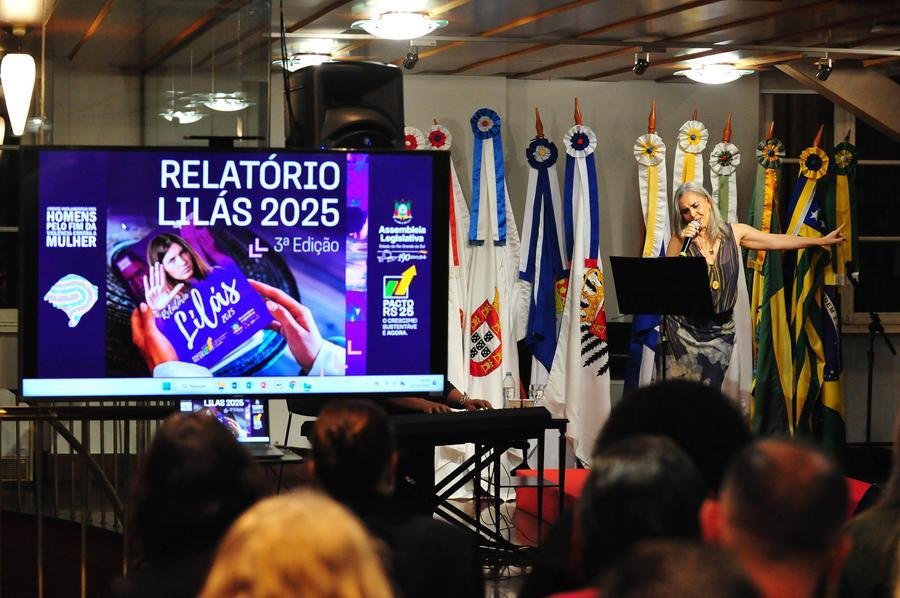 Lan&ccedil;amento ocorreu na noite desta sexta-feira, 10, no Memorial do Legislativo, em Porto Alegre, e contou com apresenta&ccedil;&atilde;o da cantora Adriana Deffenti