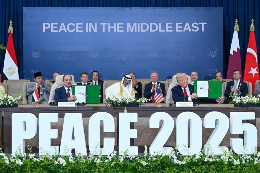 L&iacute;deres assinam acordo sobre Gaza