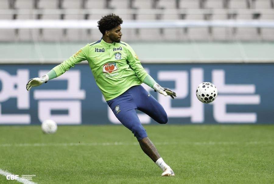 Hugo foi confirmado por Ancelotti e vai ser titular contra o Jap&atilde;o
