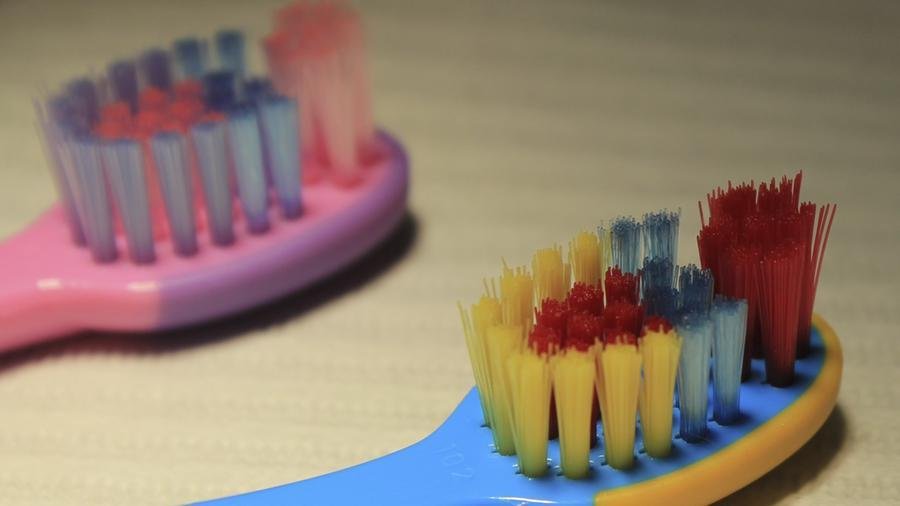 Respons&aacute;veis devem estar atentos com cuidados de sa&uacute;de bucal nas crian&ccedil;as