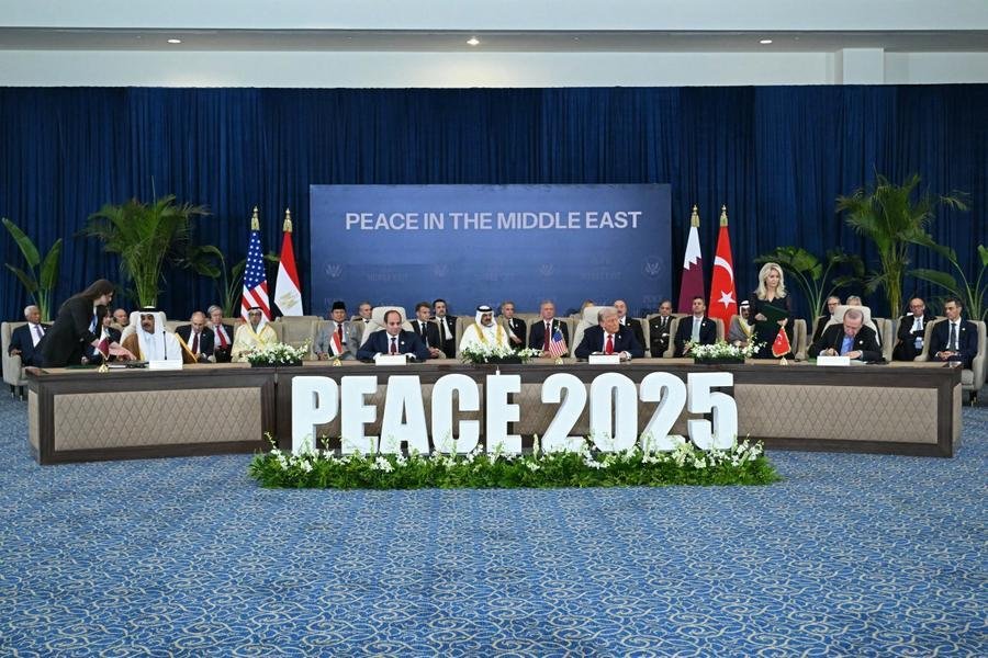Cerim&ocirc;nia "Paz 2025" reuniu 27 l&iacute;deres no Egito