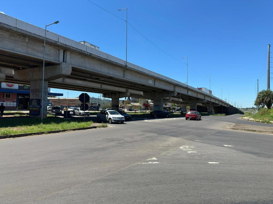 Licita&ccedil;&atilde;o para instala&ccedil;&atilde;o de sinaleira no trecho j&aacute; est&aacute; em andamento, segundo informou a Prefeitura