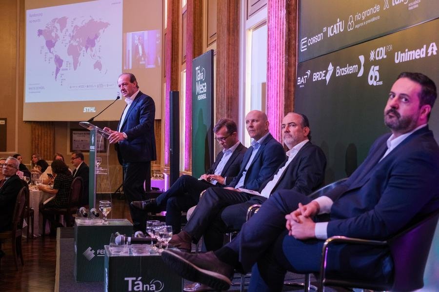Evento ocorreu no Pal&aacute;cio do Com&eacute;rcio nesta quarta-feira