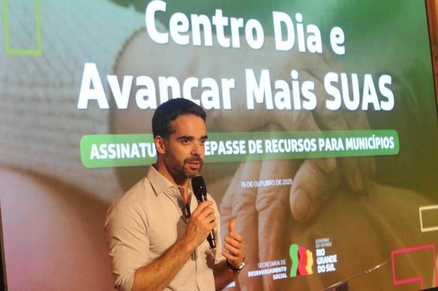 An&uacute;ncio foi feito pelo governador Eduardo Leite no Pal&aacute;cio Piratini