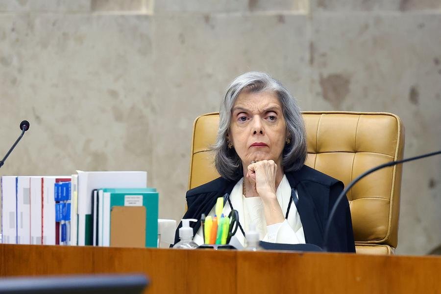 "A presen&ccedil;a feminina deve estar em todos os espa&ccedil;os, n&atilde;o apenas de poder, mas de participa&ccedil;&atilde;o, de atua&ccedil;&atilde;o", afirmou magistrada