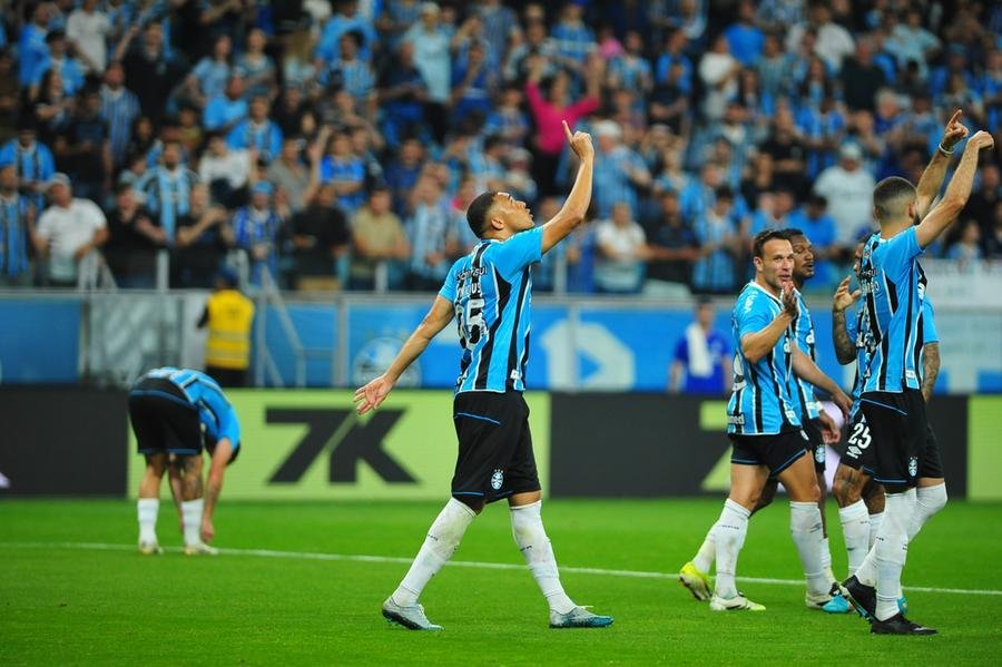 Gr&ecirc;mio venceu o S&atilde;o Paulo por 2 a 0