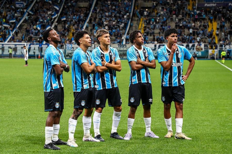 T&iacute;tulo brasileiro pode consagrar a gera&ccedil;&atilde;o 2008 neste s&aacute;bado
