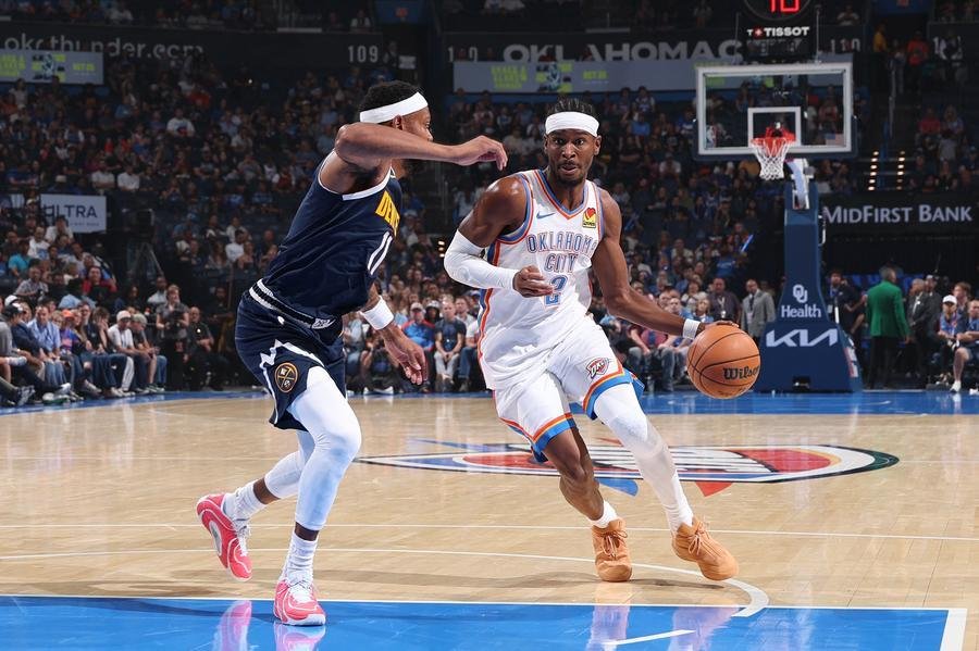 Shai Gilgeous-Alexander defende o atual campe&atilde;o Oklahoma City Thunder