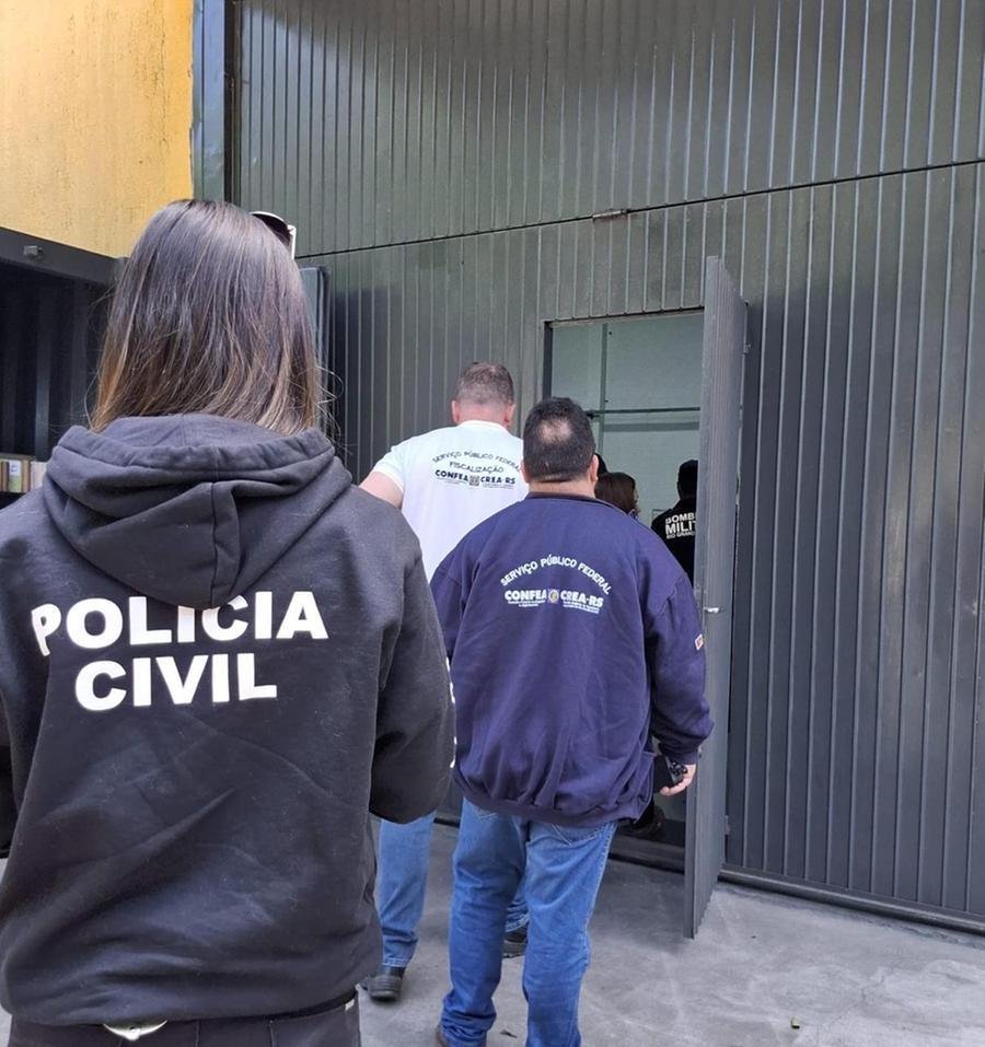 Opera&ccedil;&atilde;o Reverso tem o objetivo de apurar crimes de corrup&ccedil;&atilde;o, prevarica&ccedil;&atilde;o e falsifica&ccedil;&atilde;o de documentos supostamente praticados por um servidor p&uacute;blico do munic&iacute;pio de Campo Bom