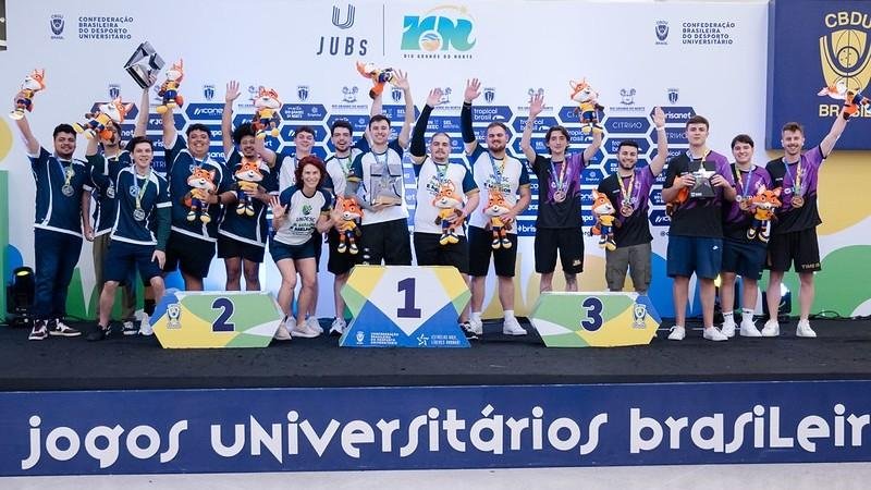 Atletas ga&uacute;chos nos JUBs