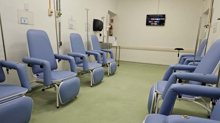 S&atilde;o 10 novas poltronas, televisor, bebedor e a revitaliza&ccedil;&atilde;o de uma &aacute;rea importante para a assist&ecirc;ncia
