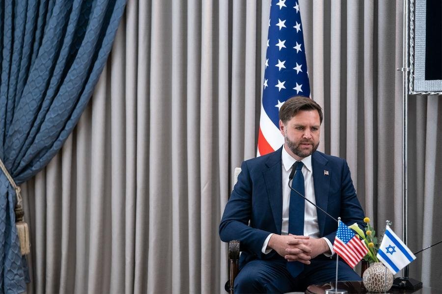 JD Vance acompanha cessar fogo em Gaza