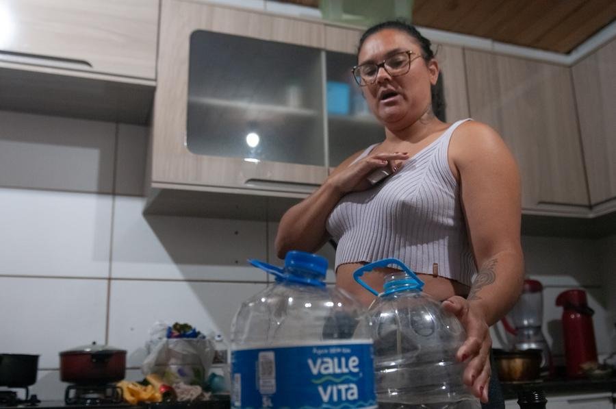 Daniela, com dois filhos pequenos, ainda recorre a gal&otilde;es para uso pessoal