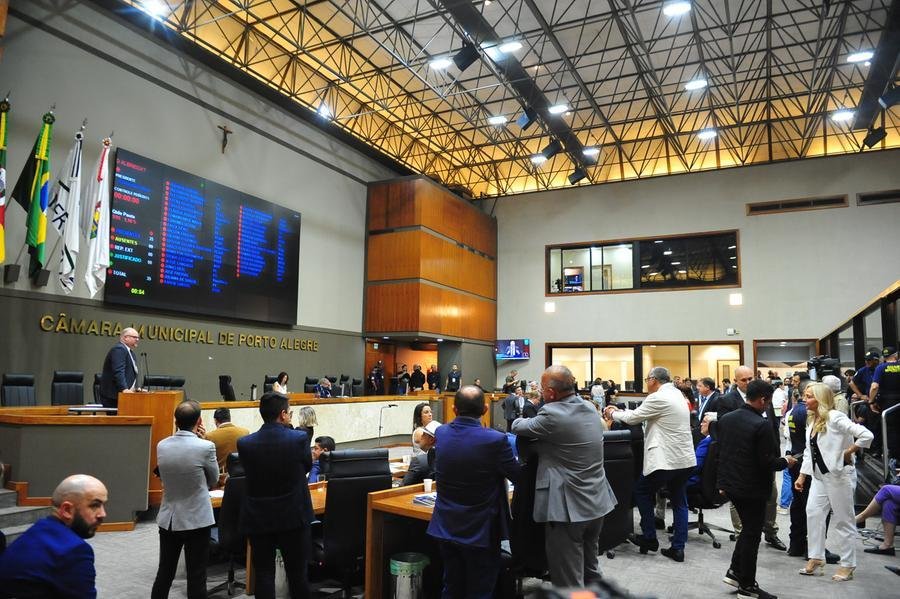 Parceiriza&ccedil;&atilde;o descarta demiss&atilde;o de servidores e contar&aacute; com regula&ccedil;&atilde;o da Agergs