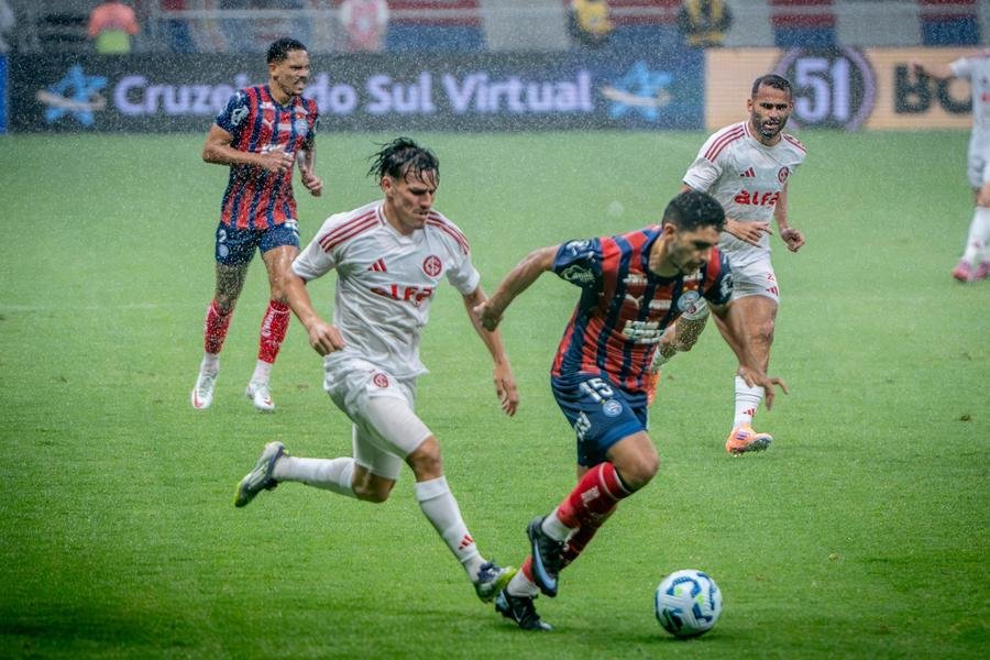 Bernabei estragou uma noite que parecia ser de mudan&ccedil;as, de novos ares