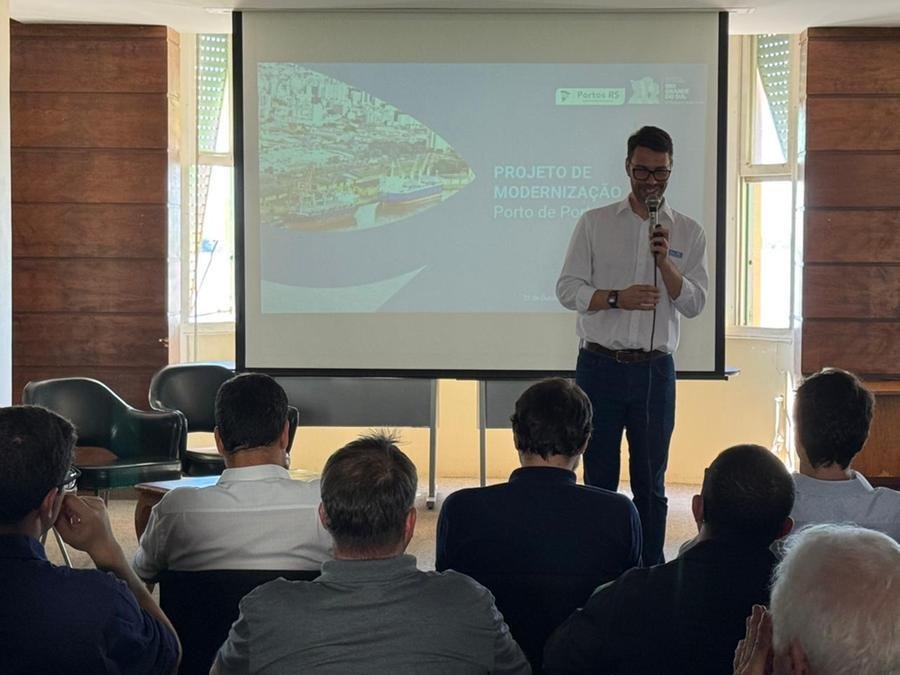 Evento &ldquo;Porto em Movimento&rdquo;, promovido pela Portos RS, teve o objetivo de apresentar e debater os projetos de desenvolvimento para o porto de Porto Alegre