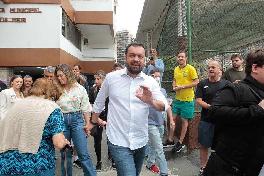 Governador do Rio veta &ldquo;gratifica&ccedil;&atilde;o faroeste&rdquo;&nbsp;para policiais civis