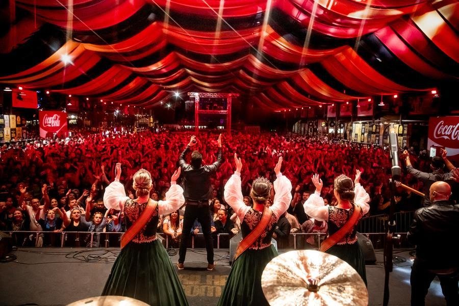 Programa&ccedil;&atilde;o de show para o final de semana de encerramento da 36&ordf; Oktoberfest de Igrejinha &eacute; ampla e com variedade de estilos