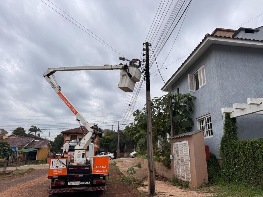 Conforme a prefeita Gl&aacute;ucia Schumacher, o investimento em ilumina&ccedil;&atilde;o p&uacute;blica de qualidade &eacute; uma das formas de garantir mais seguran&ccedil;a para a comunidade