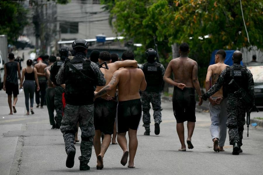 Mais de 2.500 policiais foram utilizados na opera&ccedil;&atilde;o no Rio