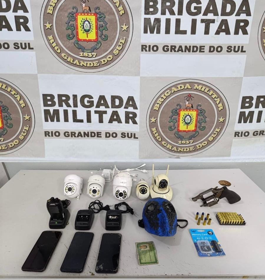 Apreens&otilde;es em a&ccedil;&atilde;o do 18&ordm; BPM em Viam&atilde;o