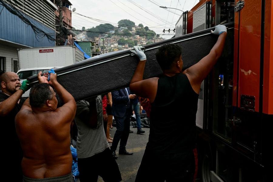 Opera&ccedil;&atilde;o Conten&ccedil;&atilde;o, nos complexos da Penha e do Alem&atilde;o, &eacute; considerada a mais letal da hist&oacute;ria do Rio de Janeiro