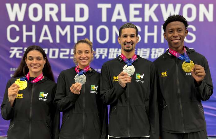 Maria Clara Pacheco, Milena Titoneli, Edival Pontes e Henrique Marques subiram no p&oacute;dio do Mundial