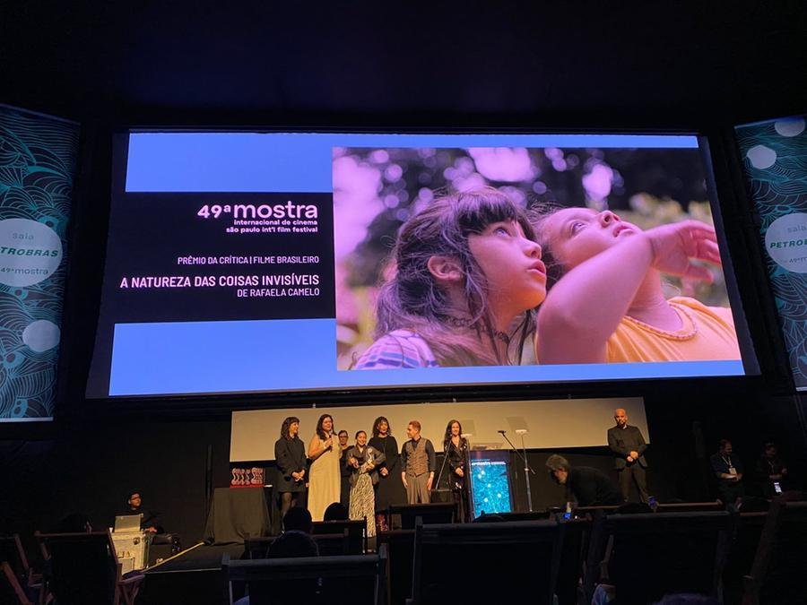 Um dos premiados foi o filme "A Natureza das Coisas Invis&iacute;veis"