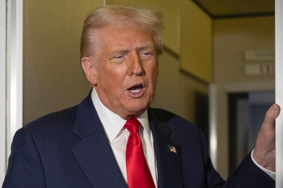 Trump voltou a criticar as exig&ecirc;ncias dos democratas na &aacute;rea da sa&uacute;de