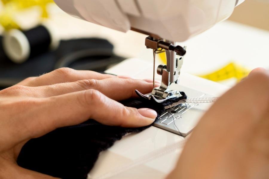 Iniciativas mostram como a inova&ccedil;&atilde;o tecnol&oacute;gica est&aacute; transformando toda a cadeia t&ecirc;xtil, desde a cria&ccedil;&atilde;o at&eacute; a entrega final ao consumidor