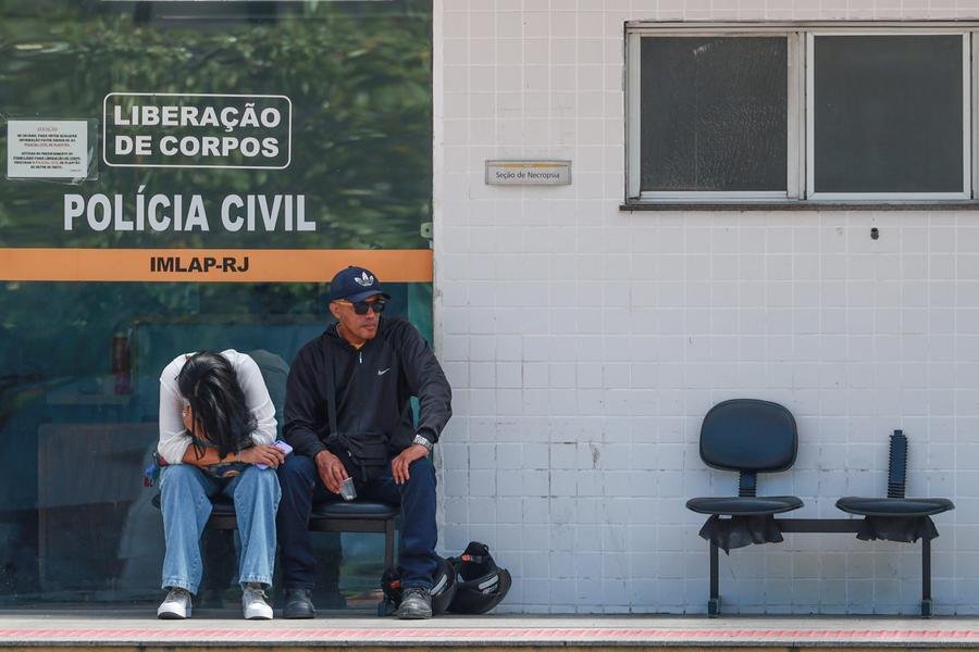 At&eacute; sexta, 99 pessoas j&aacute; tinham sido identificadas pelo IML