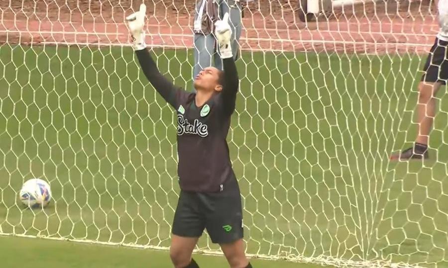 Tha&iacute;s Amorim brilhou e garantiu classifica&ccedil;&atilde;o para o time de Caxias do Sul
