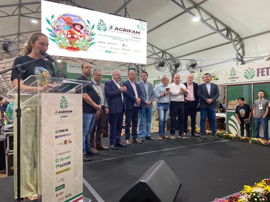 Abertura com a presen&ccedil;a de autoridades como o secret&aacute;rio Vilson Covatti, que representou o governador Eduardo Leite
