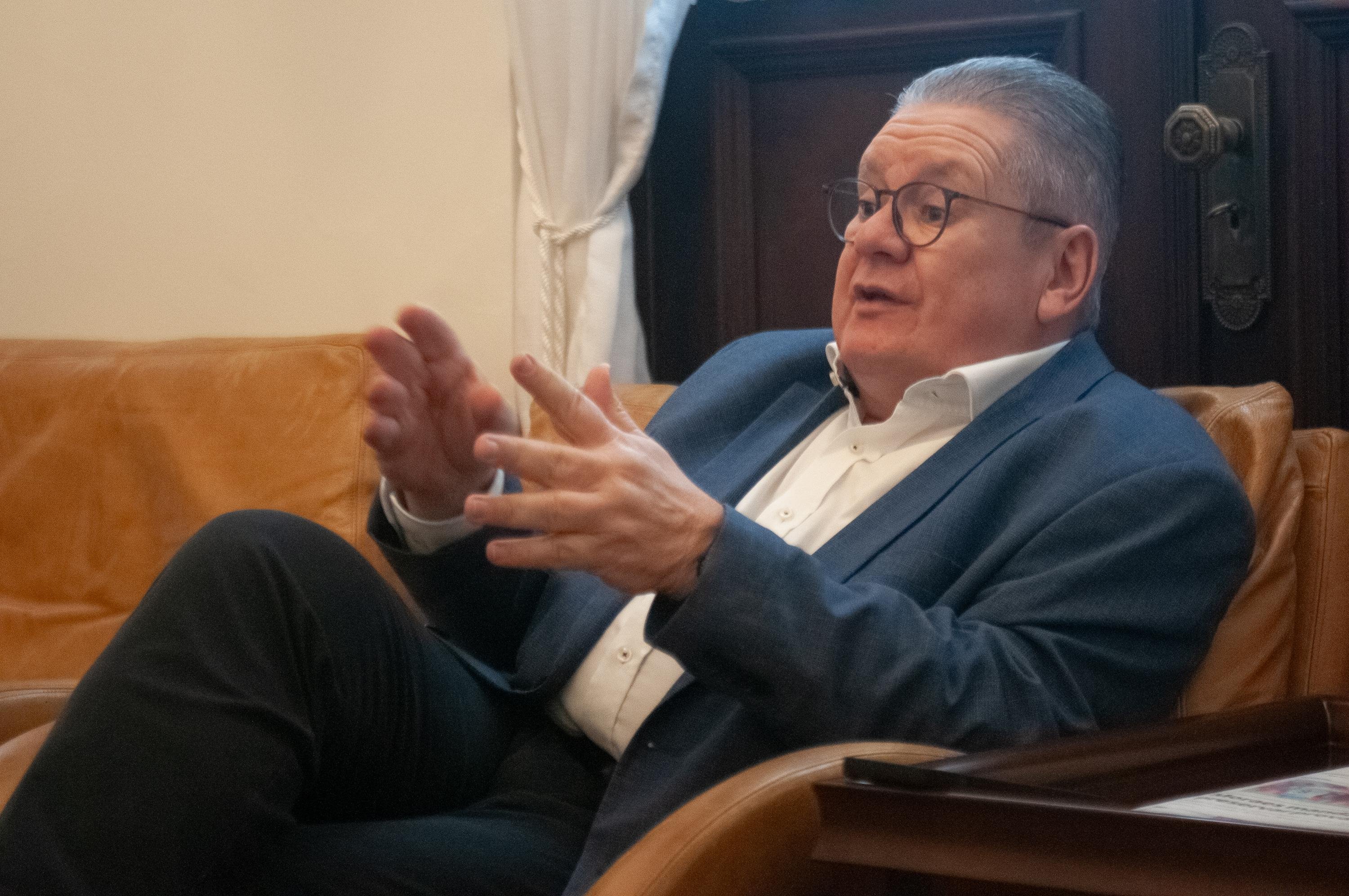 Ranolfo Vieira Jr. visita o jornal Correio do Povo
