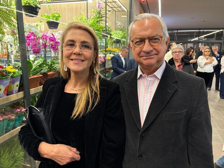 Andr&eacute;a Schneider Loureiro e Ant&ocirc;nio Ulrich na inaugura&ccedil;&atilde;o do novo Shopping Bourbon Zaffari Carlos Gomes