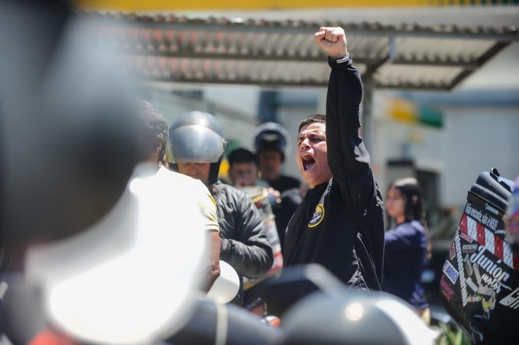 Protesto por justi&ccedil;a ap&oacute;s morte de Ariel Fran&ccedil;a Pacheco, de 29 anos, em Porto Alegre