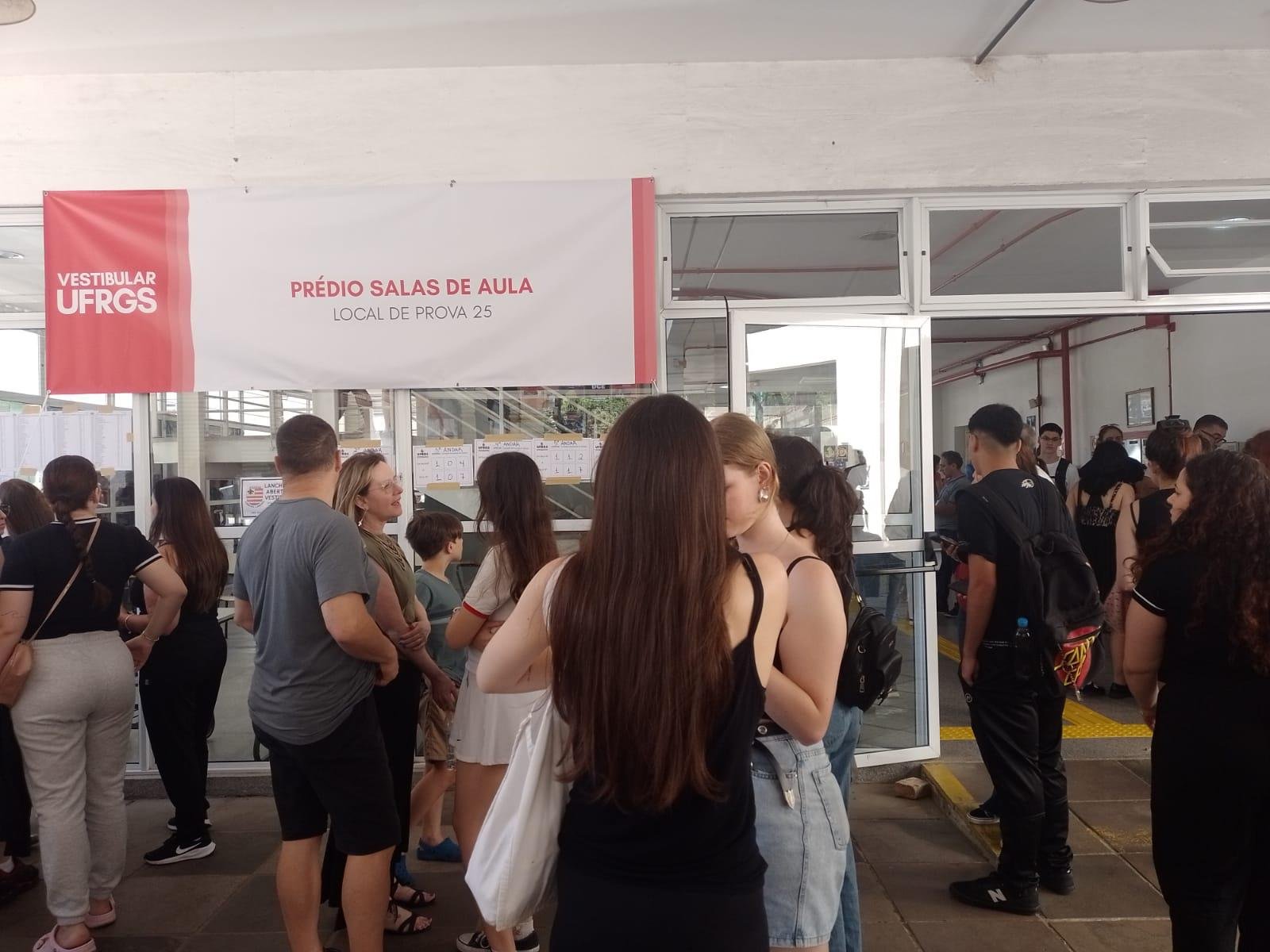 Edital completo do Vestibular UFRGS 2027, assim como o per&iacute;odo de inscri&ccedil;&otilde;es, tem previs&atilde;o de publica&ccedil;&atilde;o na segunda quinzena de agosto