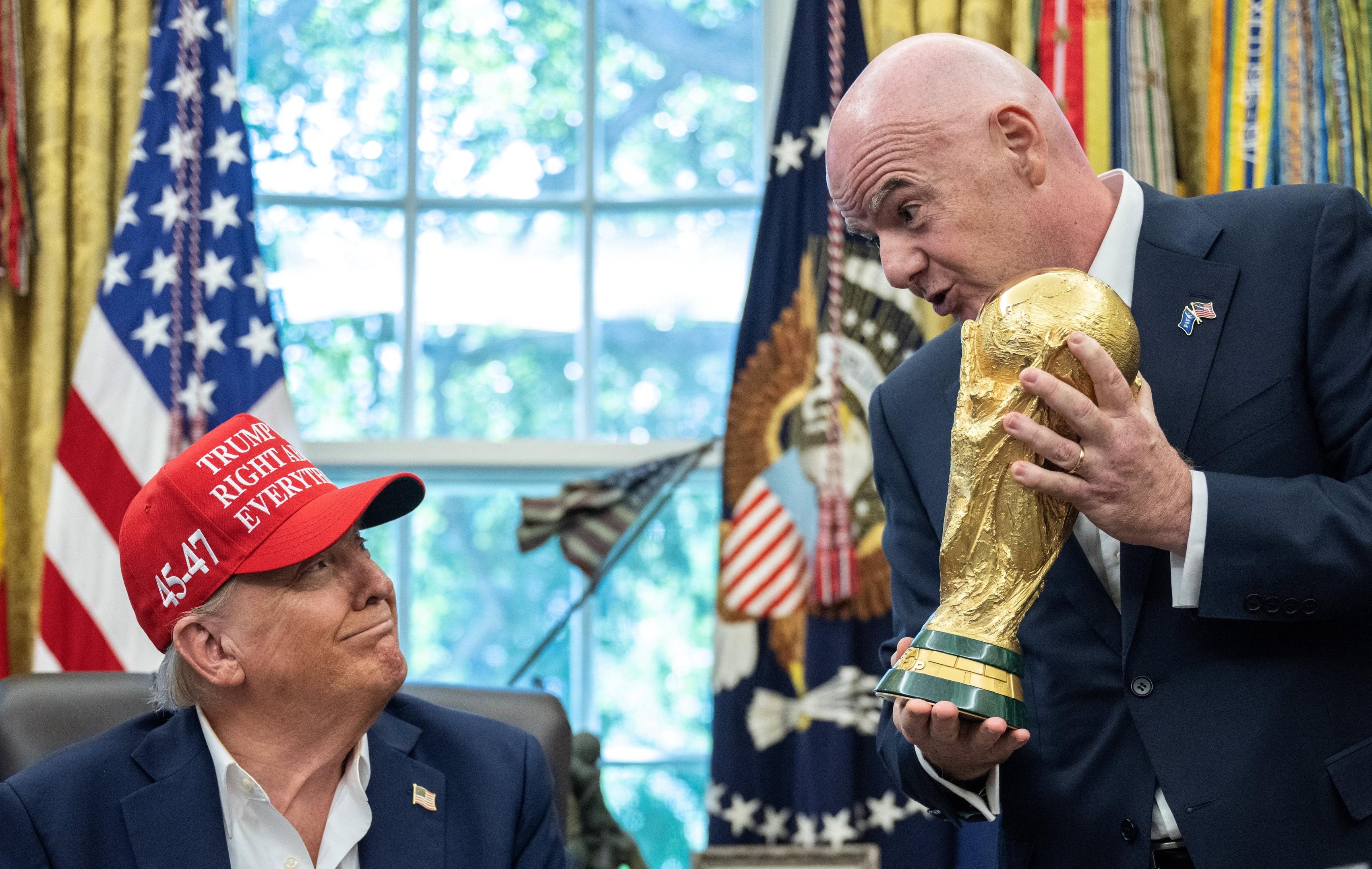 Nos limites da neutralidade pol&iacute;tica, o presidente da Fifa, Gianni Infantino, cultivou uma rela&ccedil;&atilde;o estreita com Trump