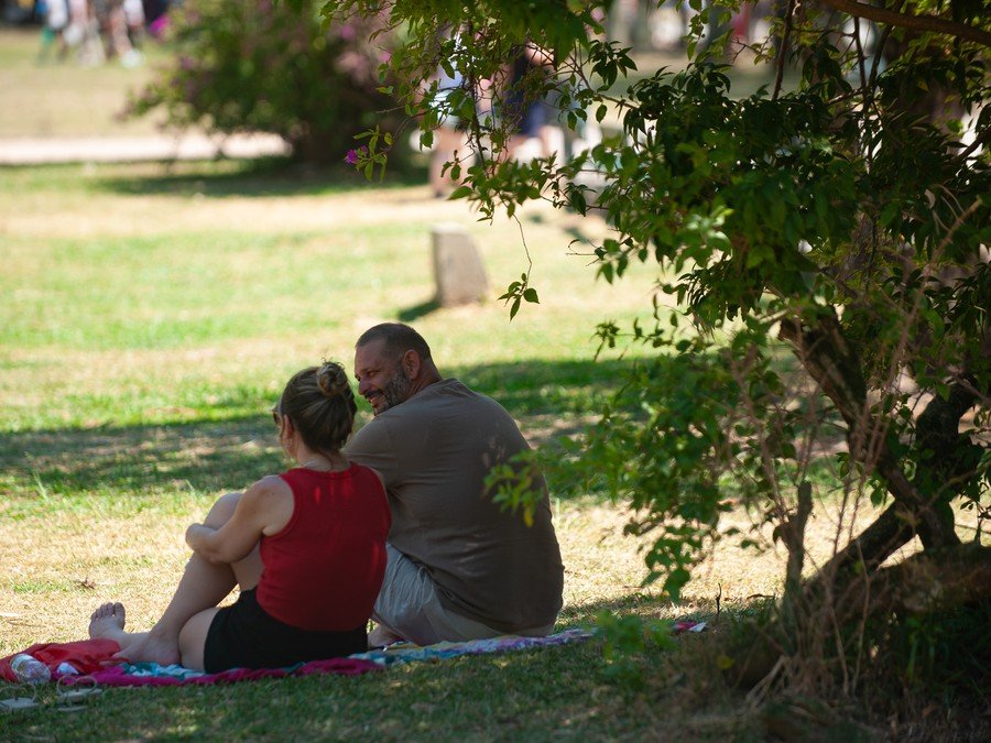 Máximas podem se aproximar dos 30°C no Oeste e no Noroeste gaúcho, Porto Alegre não deve passar dos 24ºC Máximas podem se aproximar dos 30°C no Oeste e no Noroeste gaúcho, Porto Alegre não deve passar dos 24ºC