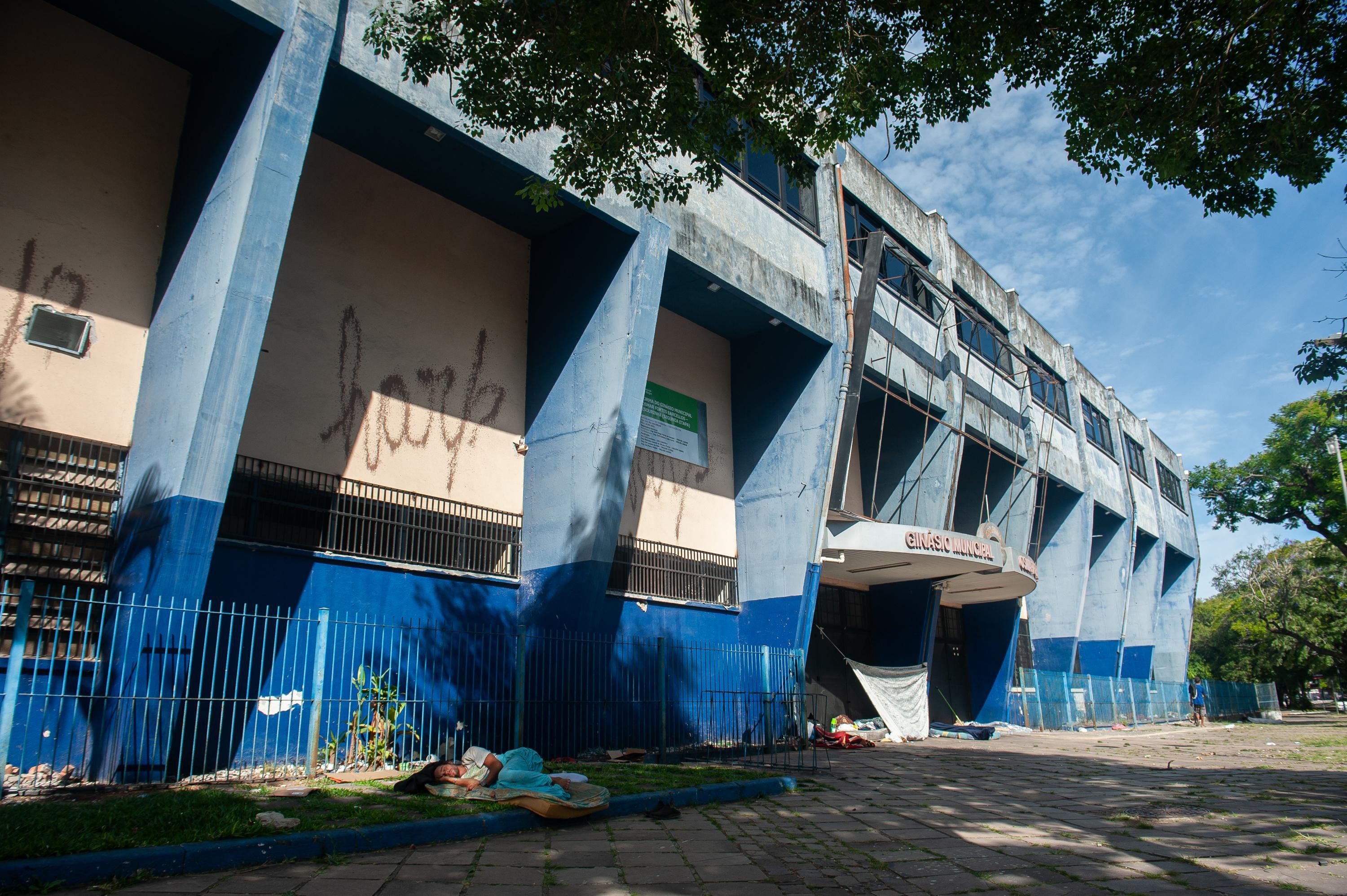 Revitaliza&ccedil;&atilde;o do Gin&aacute;sio Tesourinha iniciou em 2023, sofreu com a enchente de 2024 e deve ficar pronto at&eacute; o final do ano