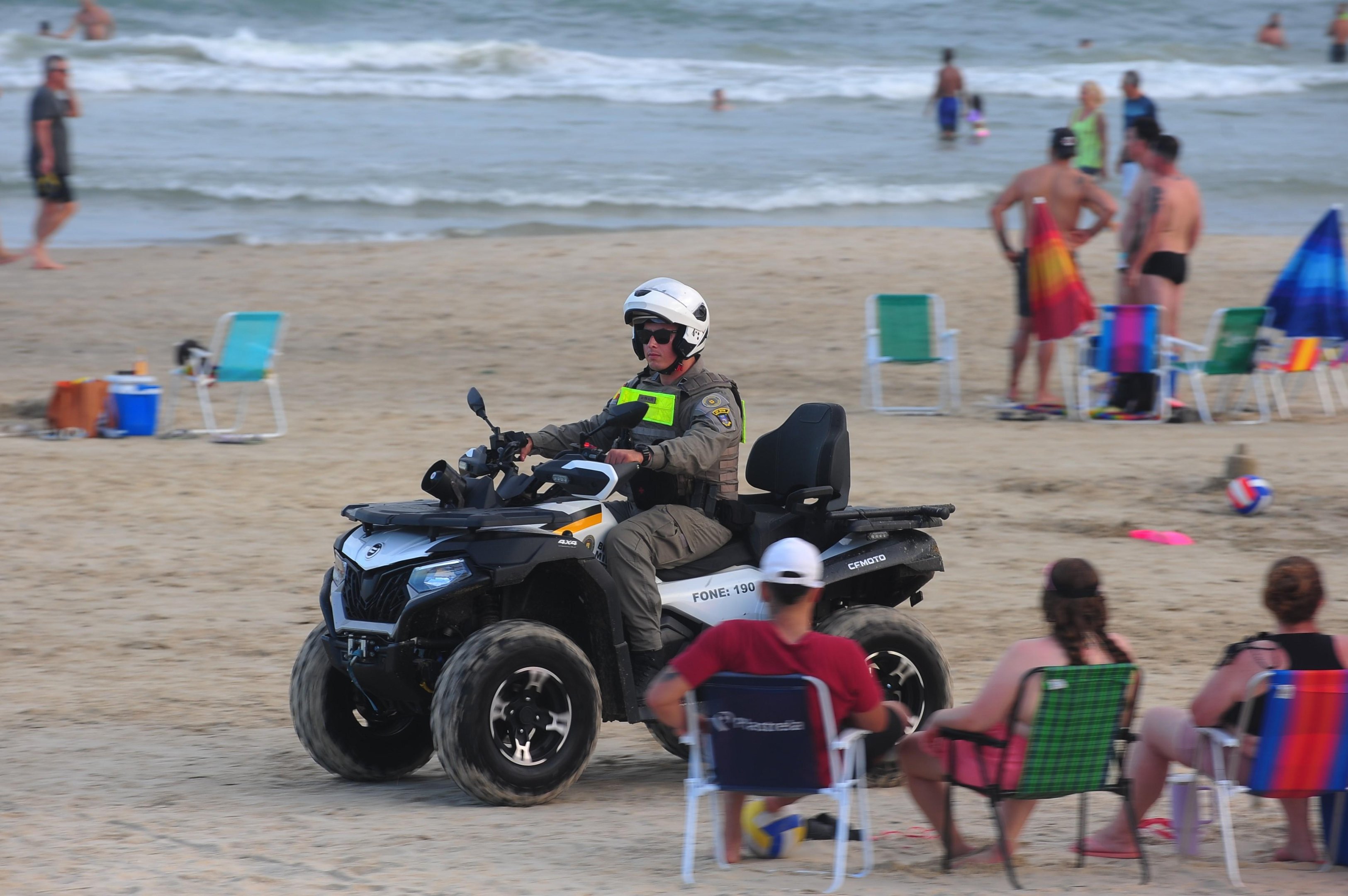 BM refor&ccedil;ou tamb&eacute;m a presen&ccedil;a na faixa de areia durante a opera&ccedil;&atilde;o