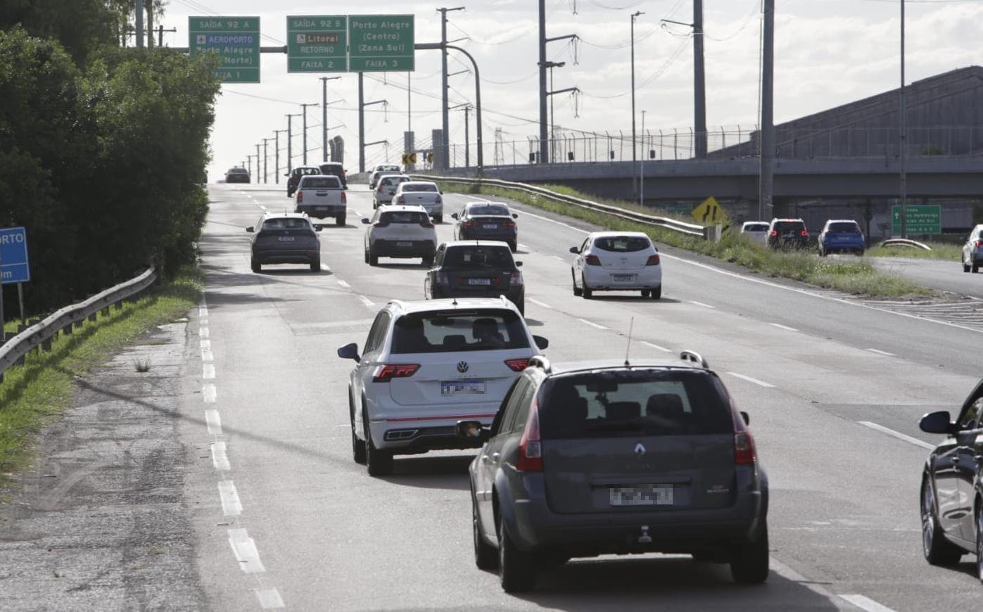Proje&ccedil;&atilde;o &eacute; de que mais de 124 mil ve&iacute;culos utilizem a freeway neste domingo, 4