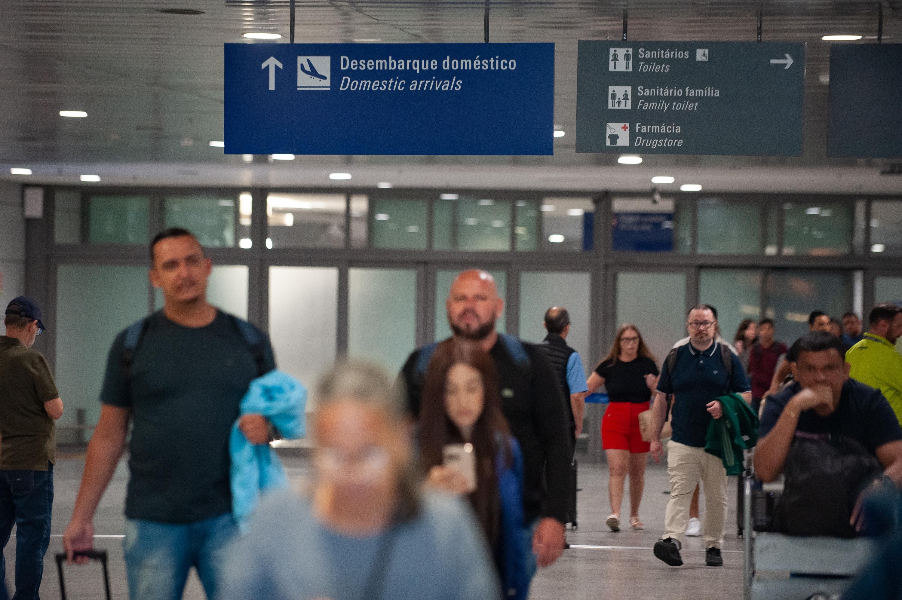 Os dois voos cancelados s&atilde;o da Aerol&iacute;neas Argentinas
